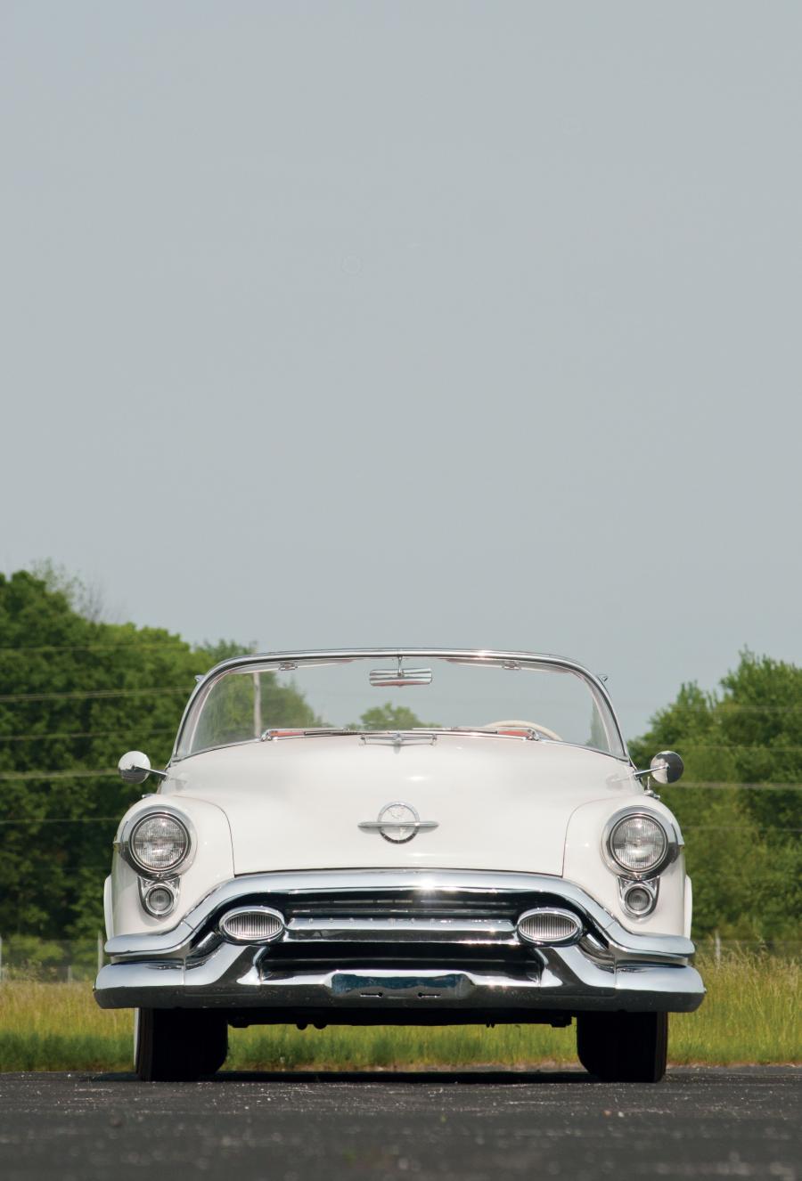  Oldsmobile 98 Fiesta Convertible 1953 года  (фото 39 из 87)